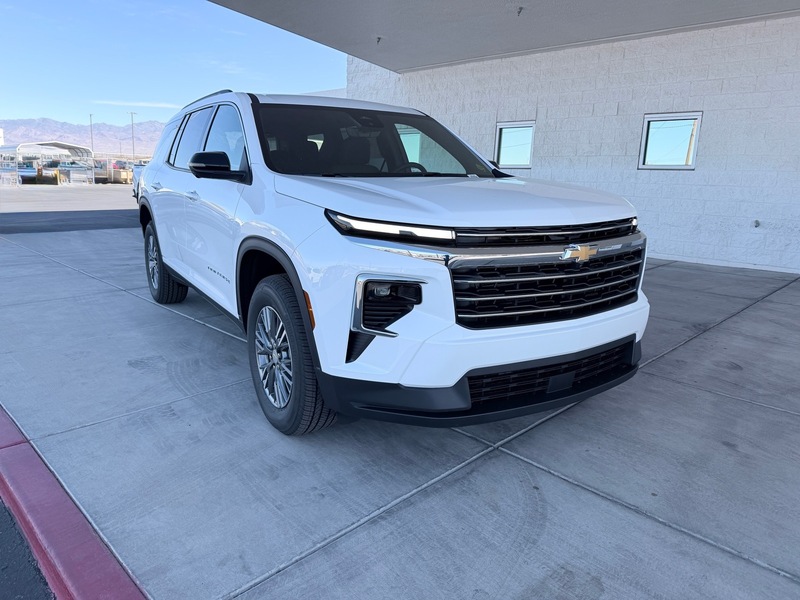 2026 Chevrolet Traverse LT's photo