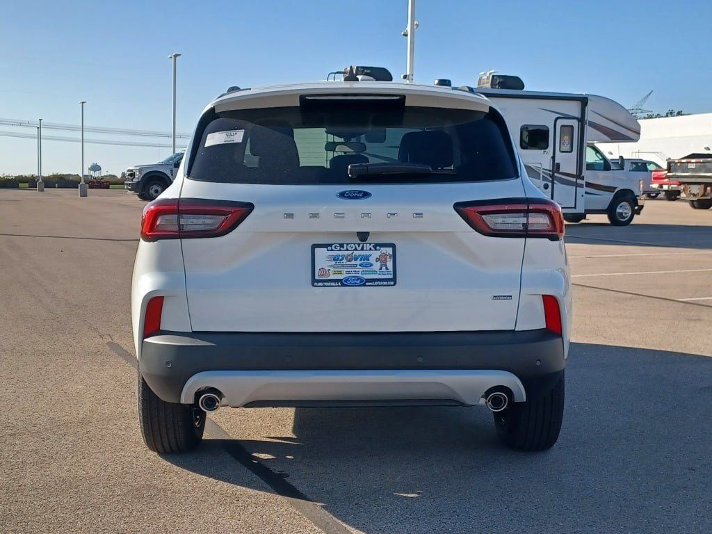 2023 Ford Escape Plug-In Hybrid photo 13