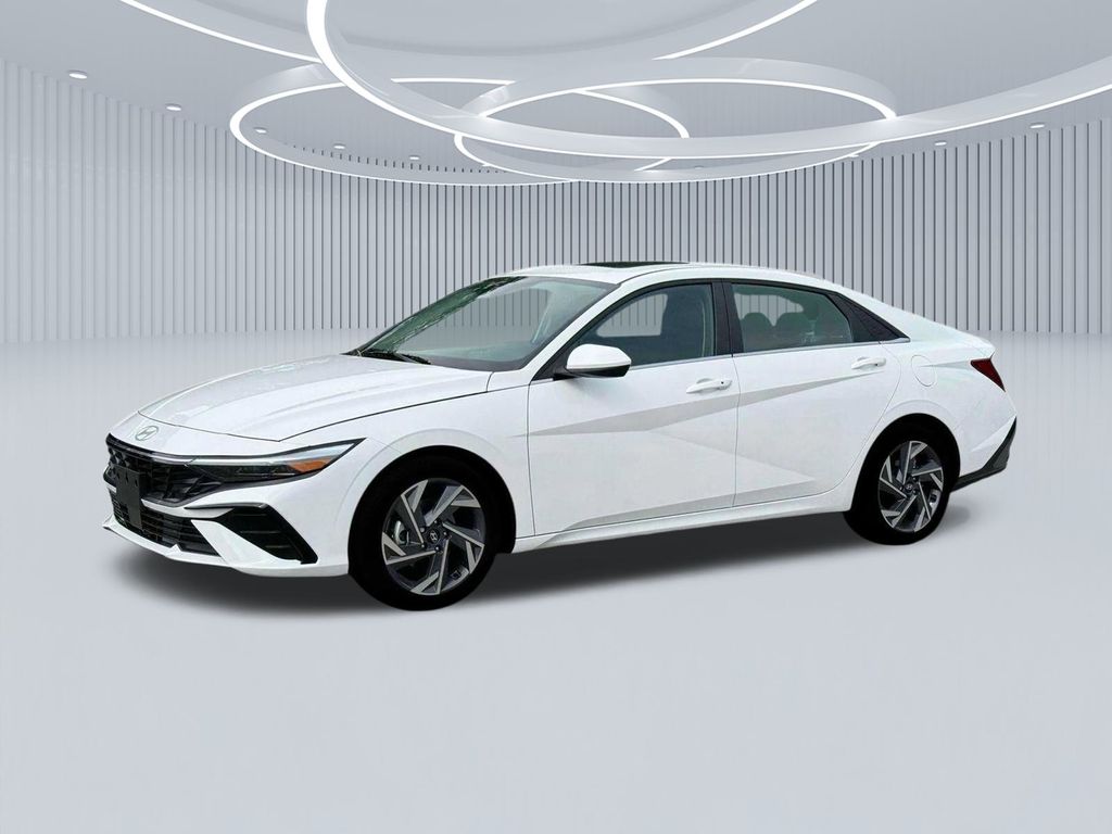 2025 Hyundai Elantra SEL Convenience photo 2