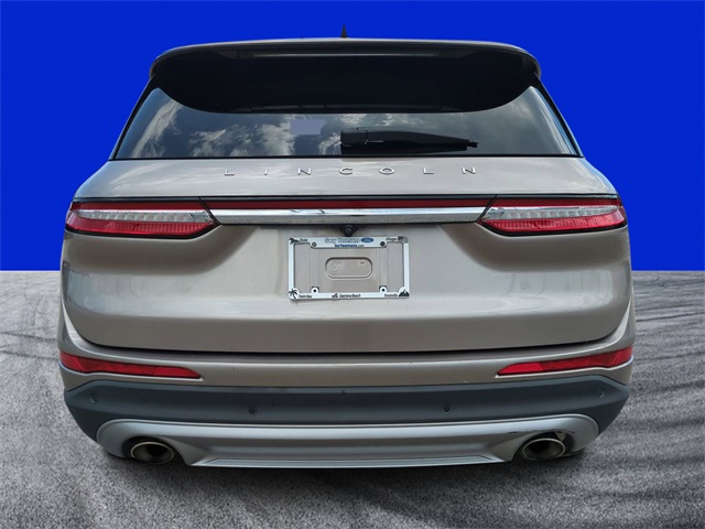 2021 Lincoln Corsair Standard photo 4