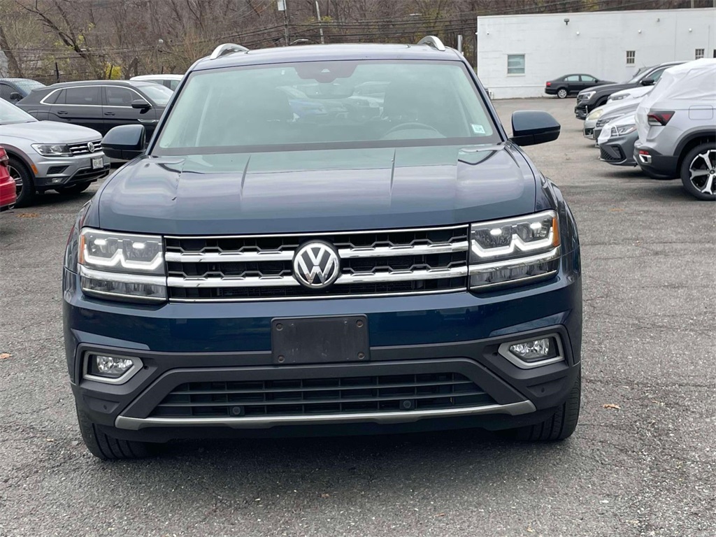 2019 Volkswagen Atlas SEL photo 2