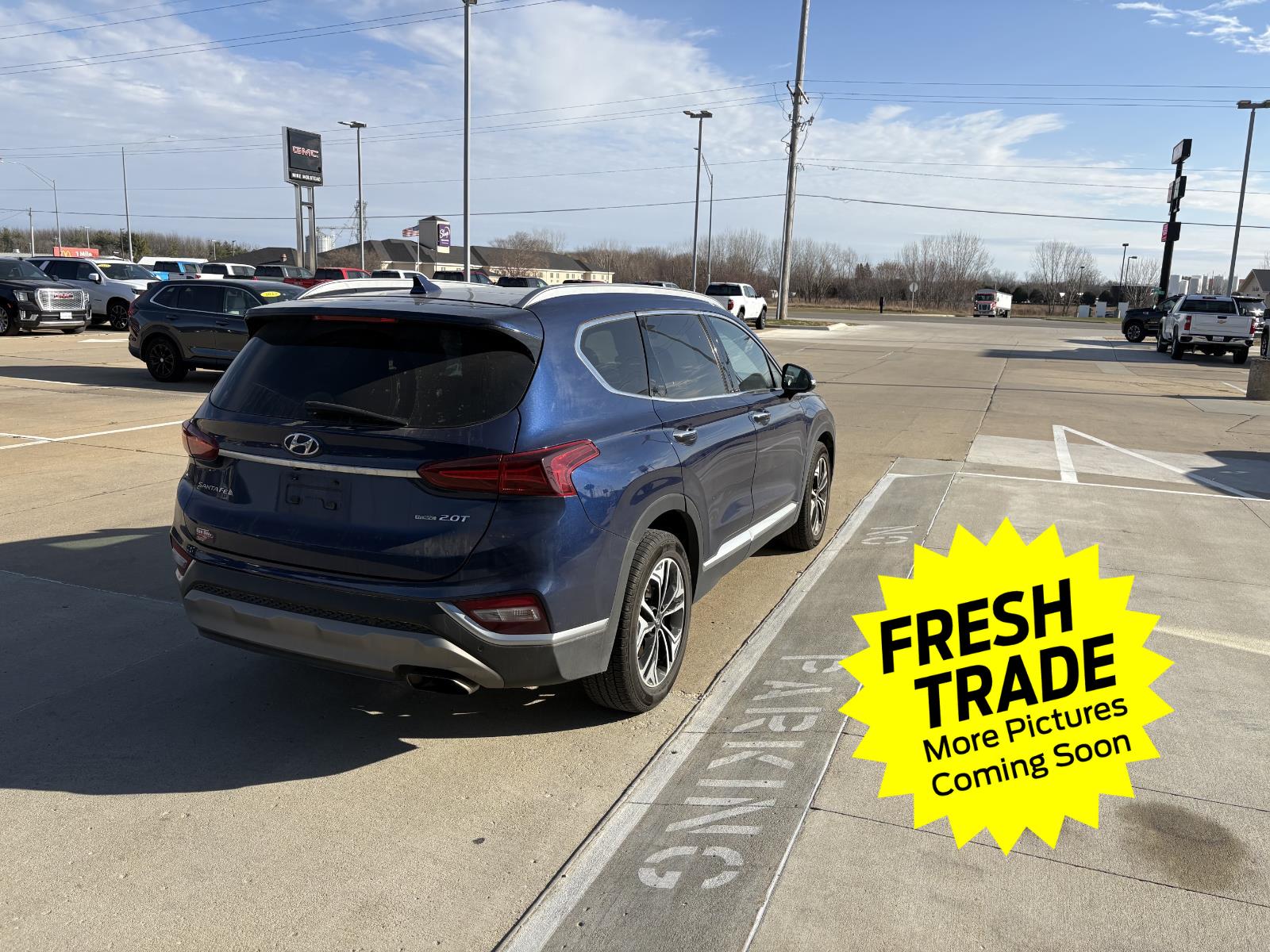 2020 Hyundai Santa Fe SEL photo 3