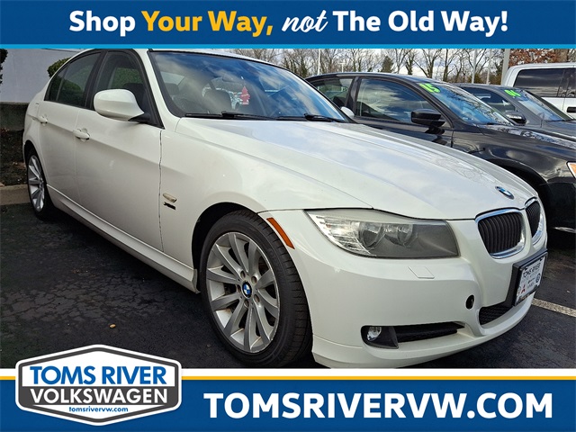 2011 BMW 3 Series 328i's photo
