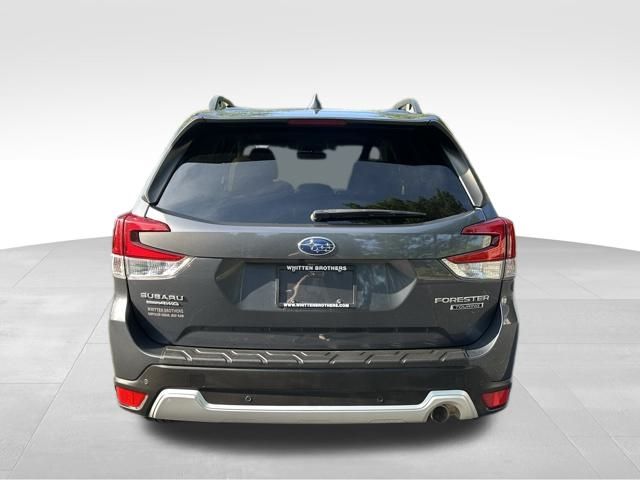 2020 Subaru Forester Touring photo 5