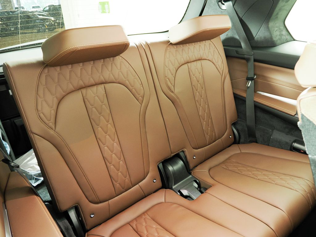 2026 Bmw X7 ALPINA XB7 photo 22