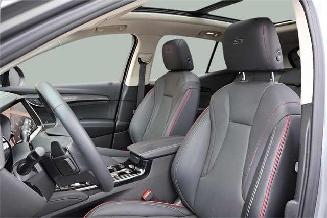 2023 Buick Envision Essence photo 4