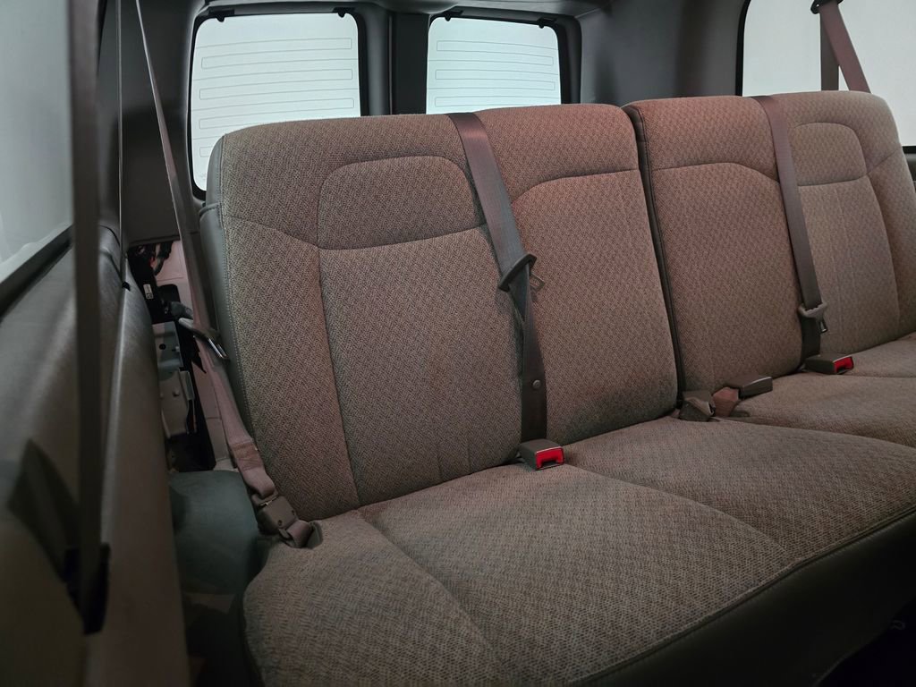 2022 Chevrolet Express 3500 LS photo 33