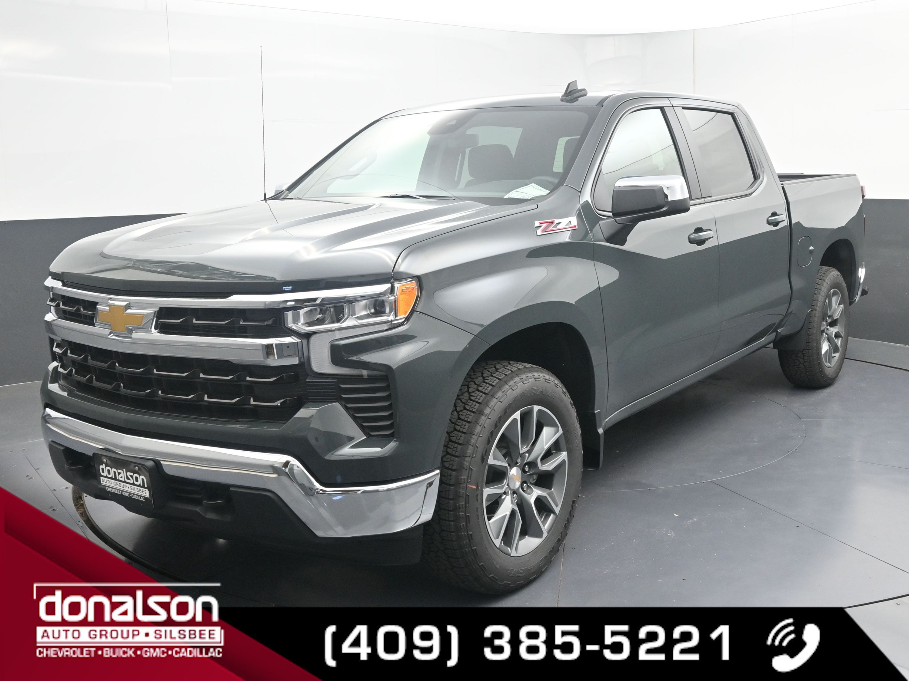 2026 Chevrolet Silverado LT photo 4