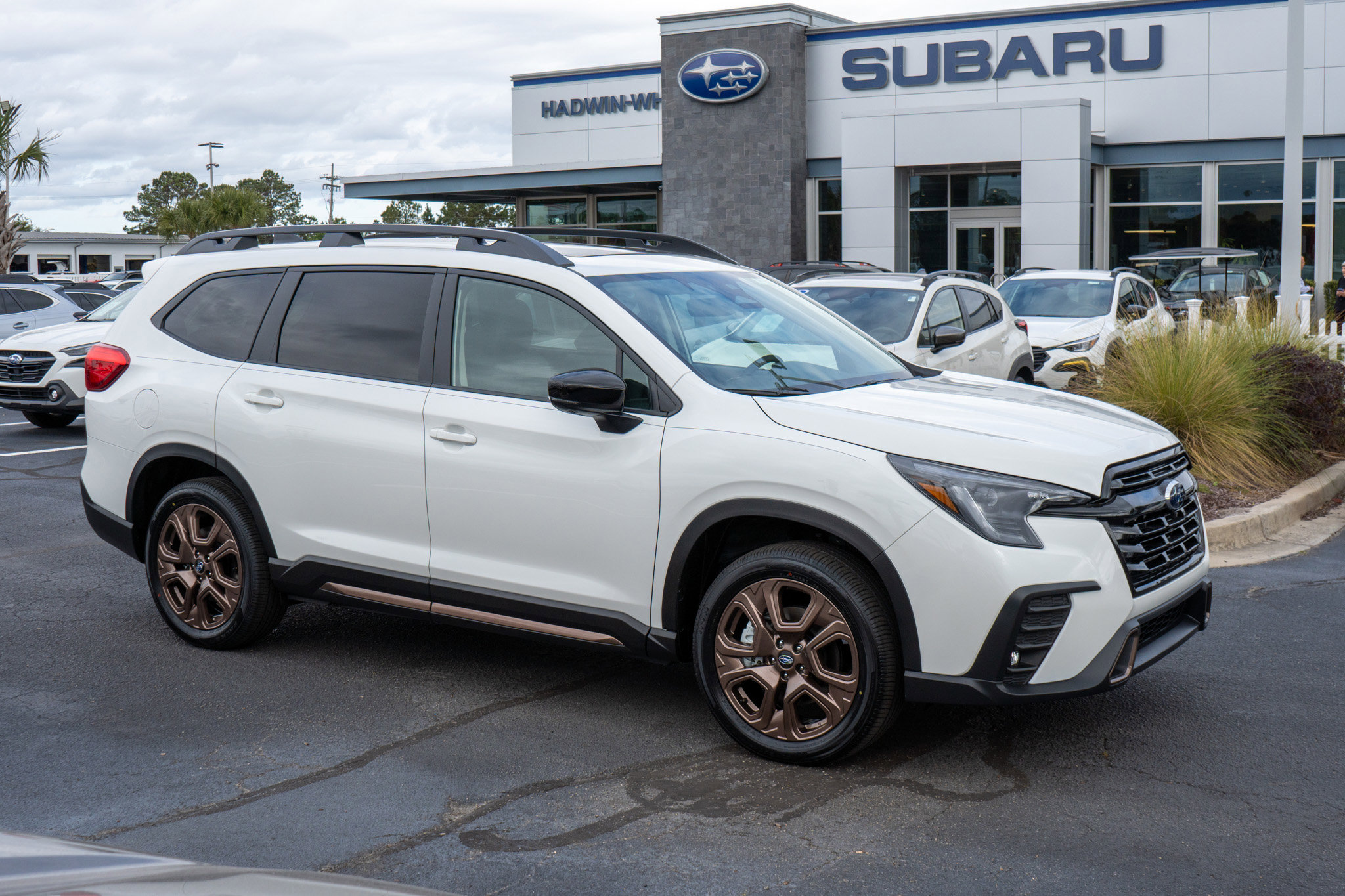 2026 Subaru Ascent Limited Bronze Edition's photo
