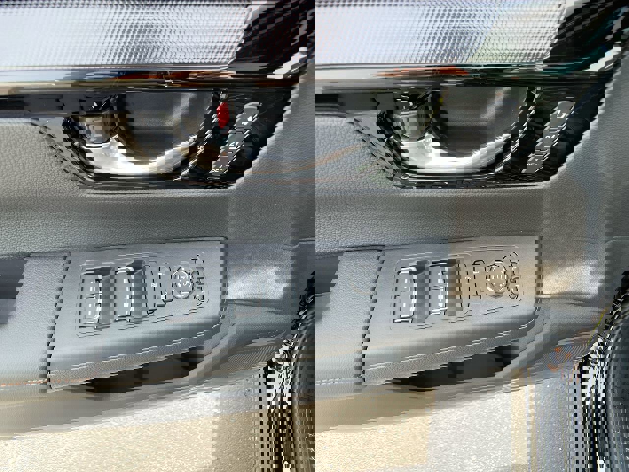 2026 Honda CR-V Sport Touring Hybrid photo 13