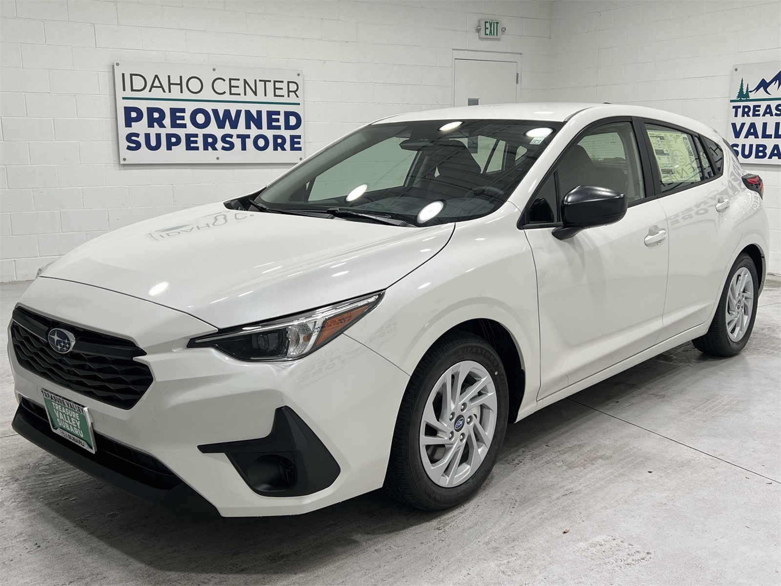 2025 Subaru Impreza Base photo 4