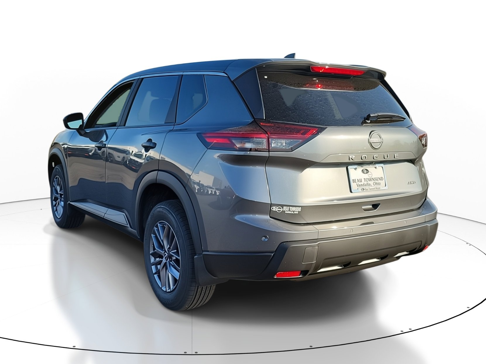 2025 Nissan Rogue S photo 3