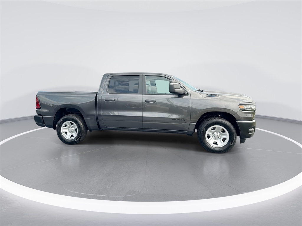 2025 Ram 1500 Tradesman photo 9
