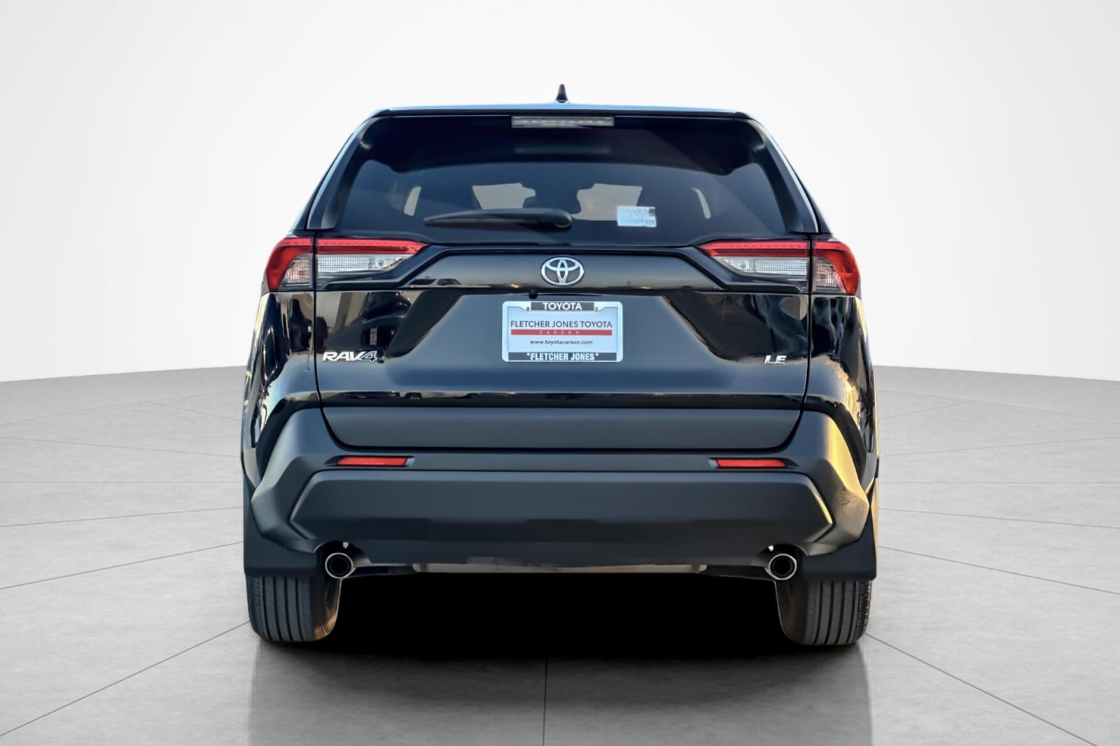 2023 Toyota RAV4 LE photo 4
