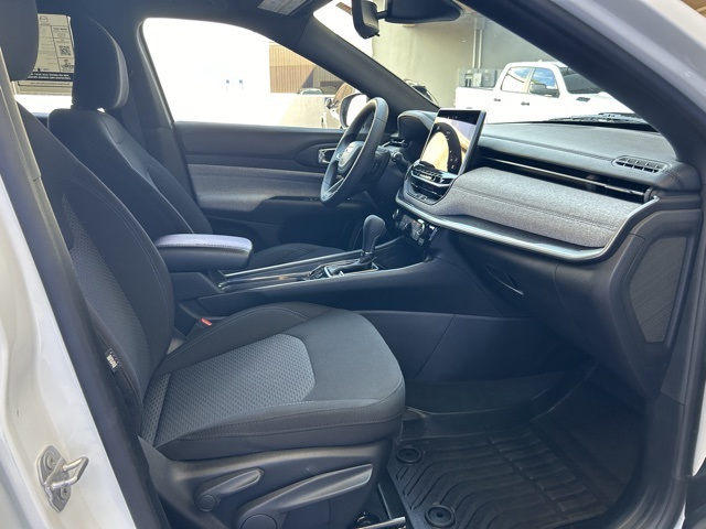 2023 Jeep Compass Sport photo 19