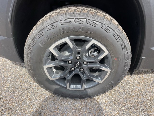 2026 Chevrolet Equinox ACTIV photo 4