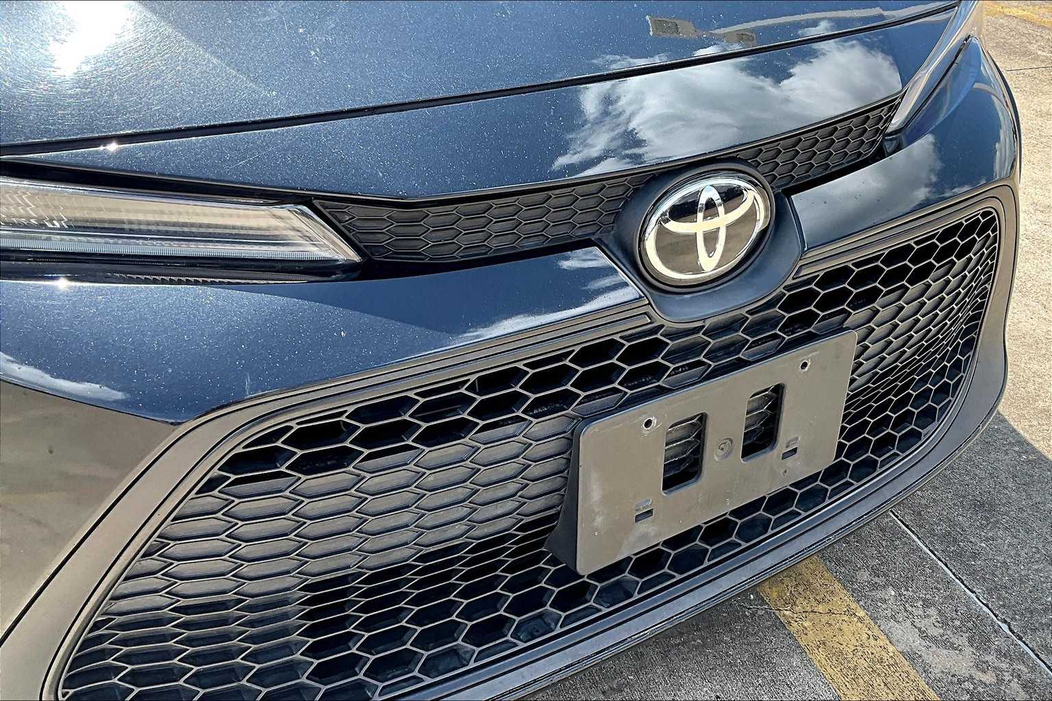 2022 Toyota Corolla LE photo 55