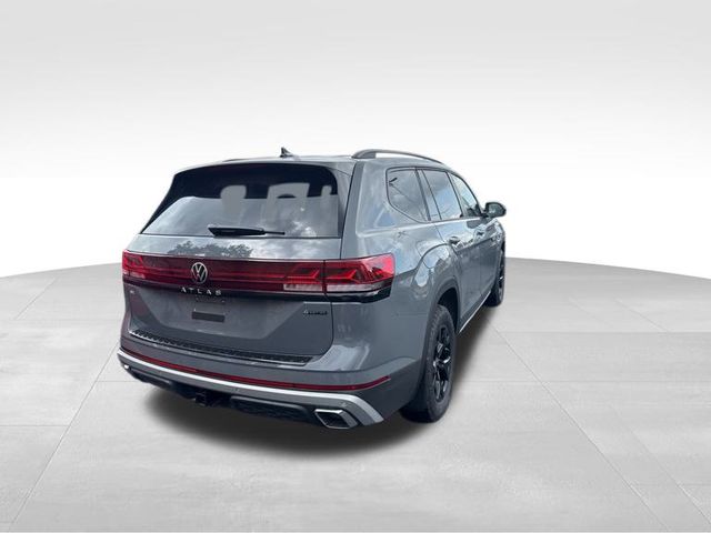 2025 Volkswagen Atlas Peak Edition SE photo 4