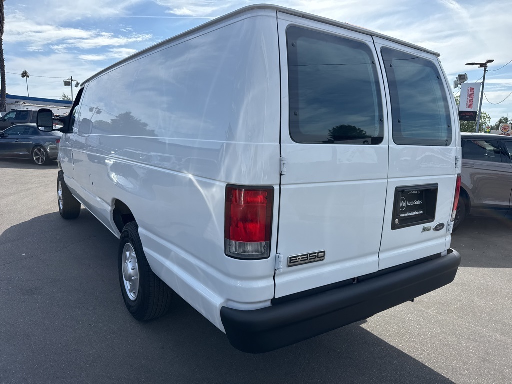 2014 Ford E-350 photo 3