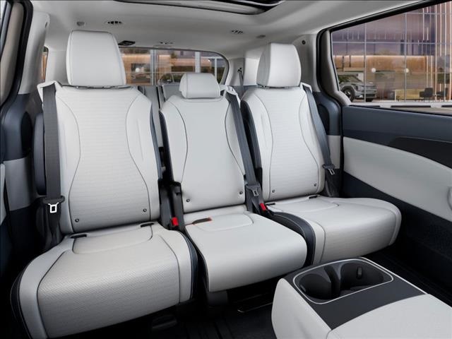 2025 Kia Carnival SX Prestige photo 16