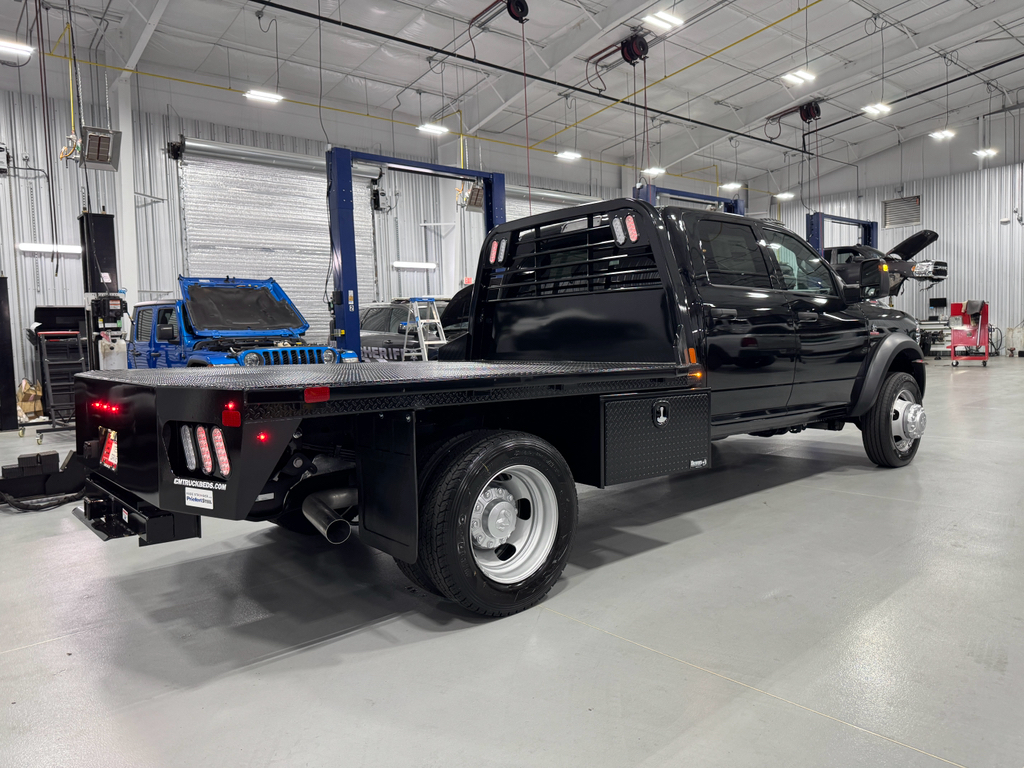 2025 Ram 4500 Tradesman photo 4