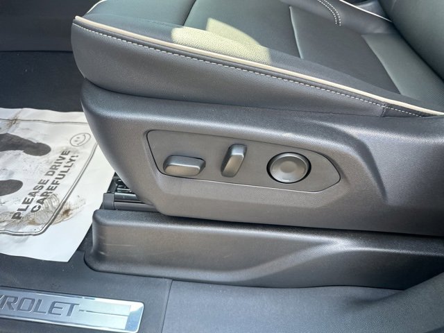 2025 Chevrolet Tahoe Premier photo 14
