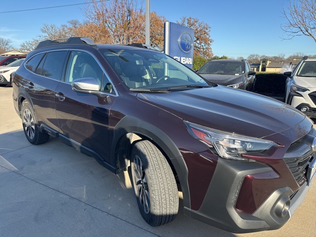 2023 Subaru Outback Touring's photo