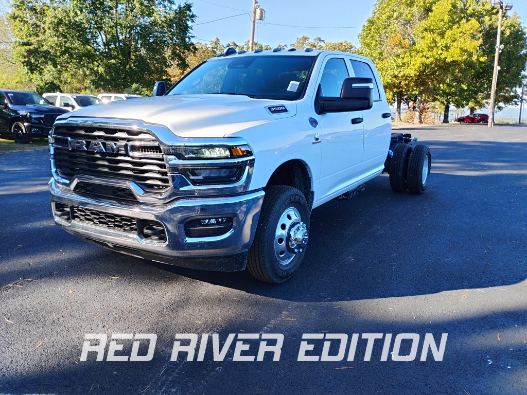 2025 RAM Ram 3500 Chassis Cab Tradesman