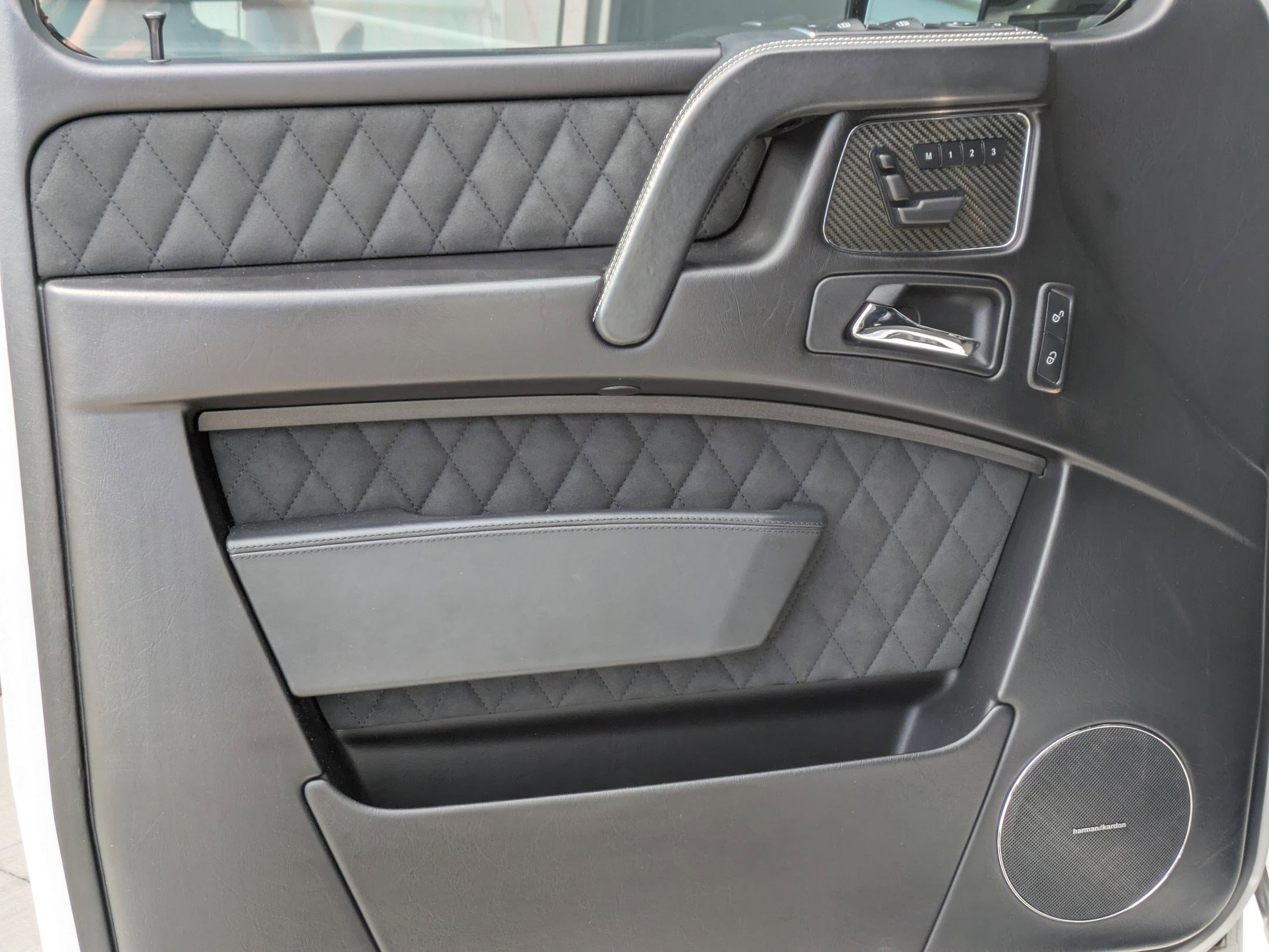 2017 Mercedes Benz G 550 photo 10