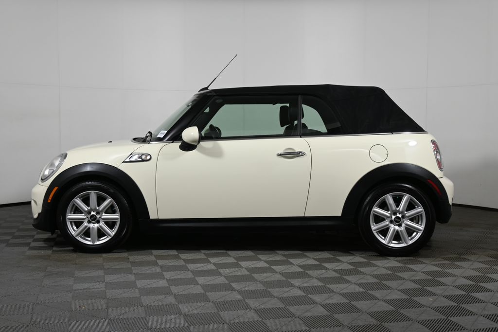 Used 2015 MINI Cooper S with VIN WMWZP3C55FT708843 for sale in Warwick, RI