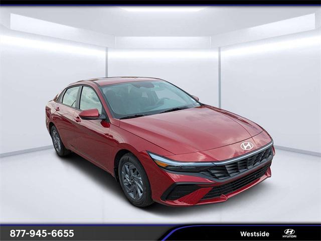 2025 Hyundai Elantra Blue's photo