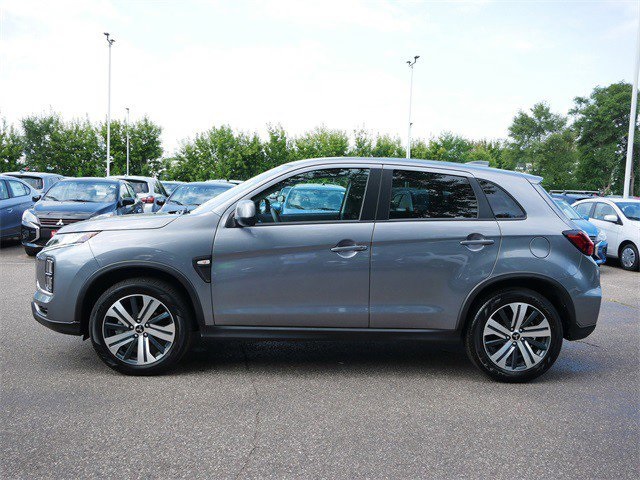2024 Mitsubishi Outlander Sport ES photo 2