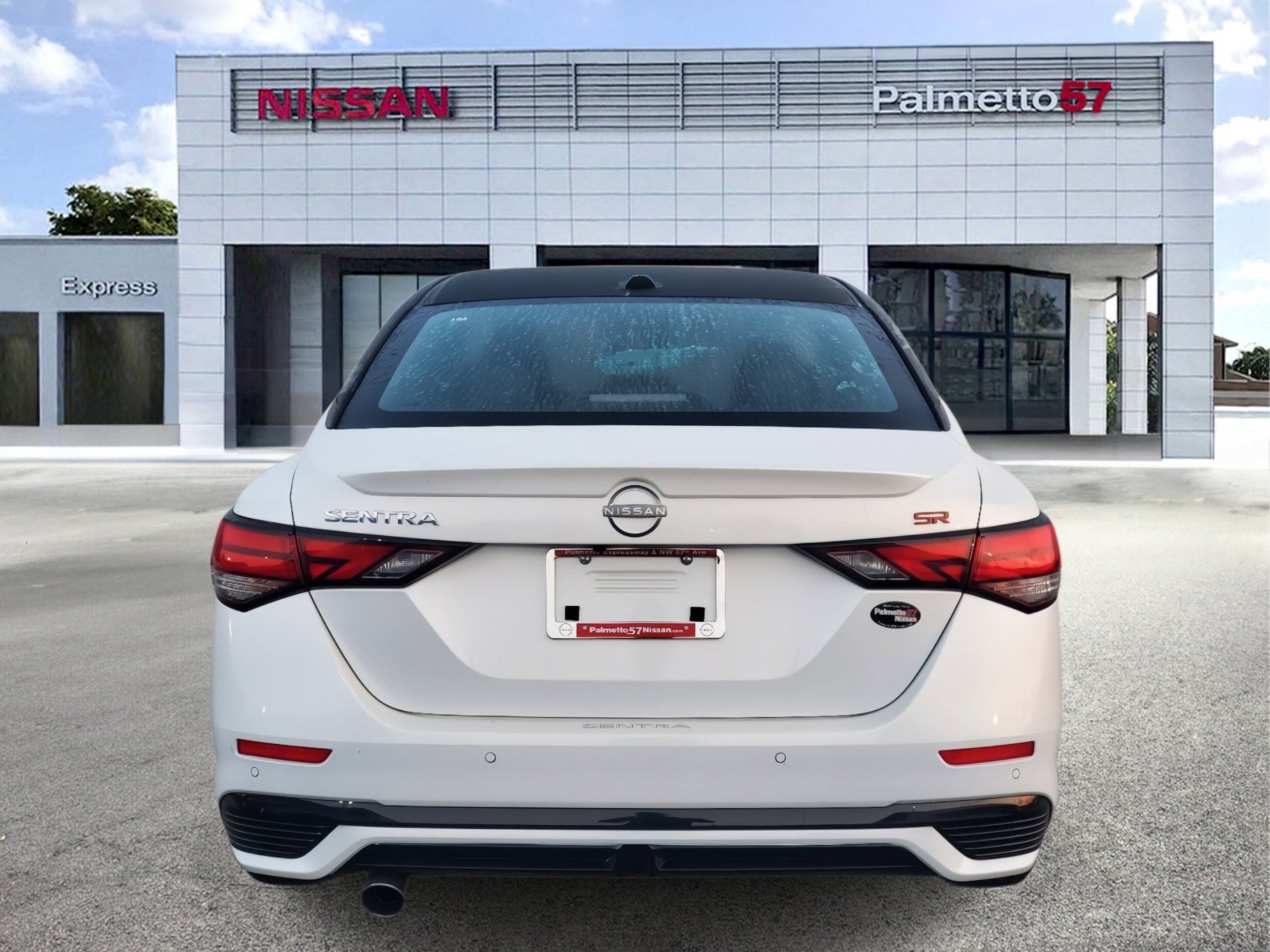 2025 Nissan Sentra SR photo 4