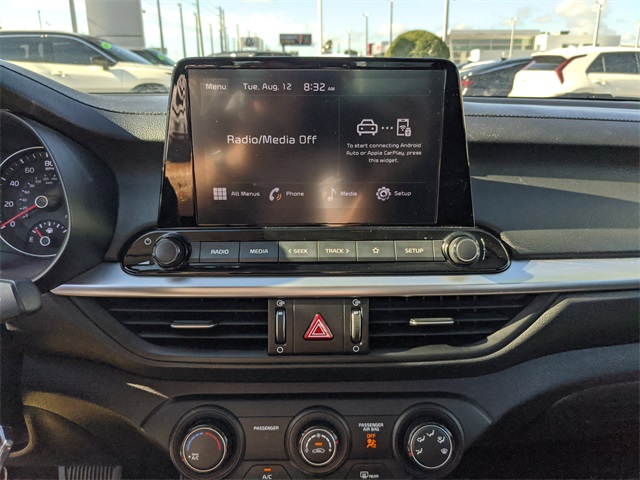 2023 Kia Forte LX photo 18
