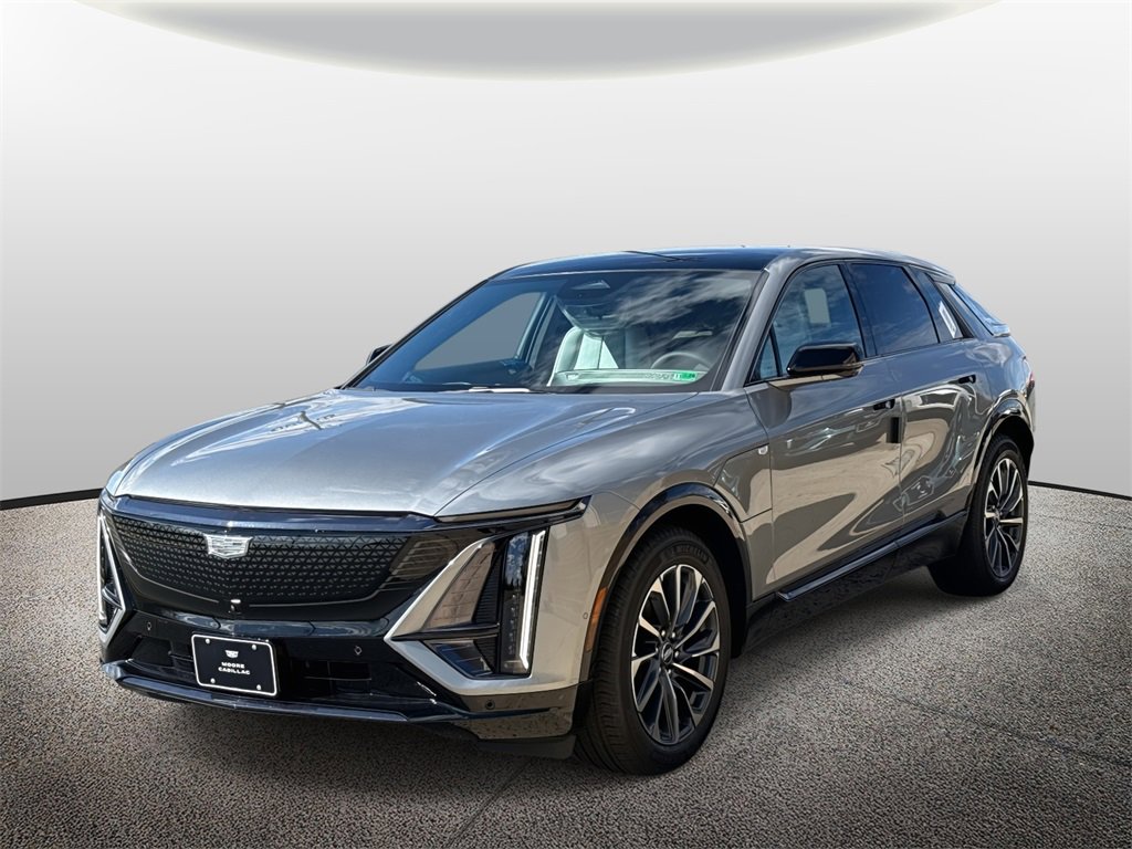 2026 Cadillac Lyriq Sport photo 4
