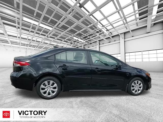 2024 Toyota Corolla LE photo 2