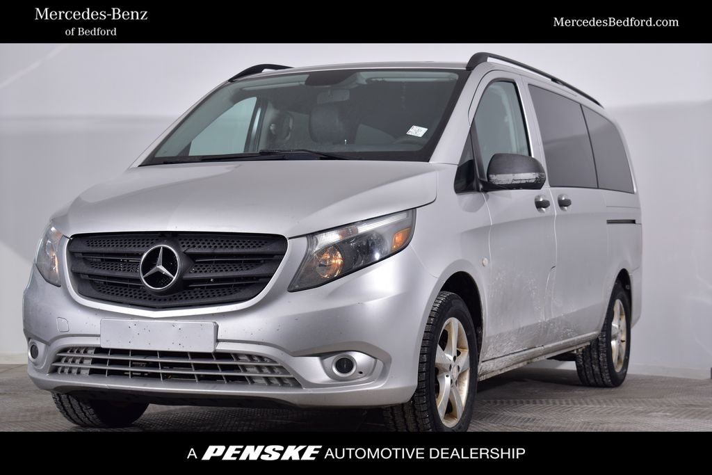 2016 Mercedes-Benz Metris Passenger Van Base