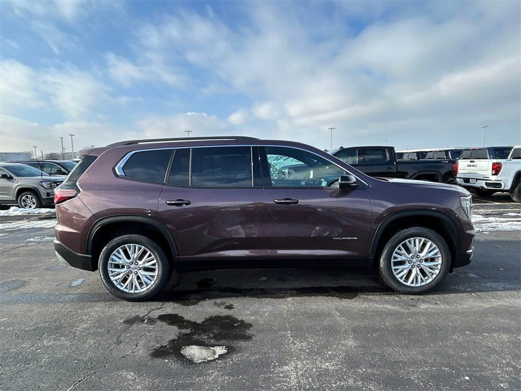 2026 GMC ACADIA - Image 8