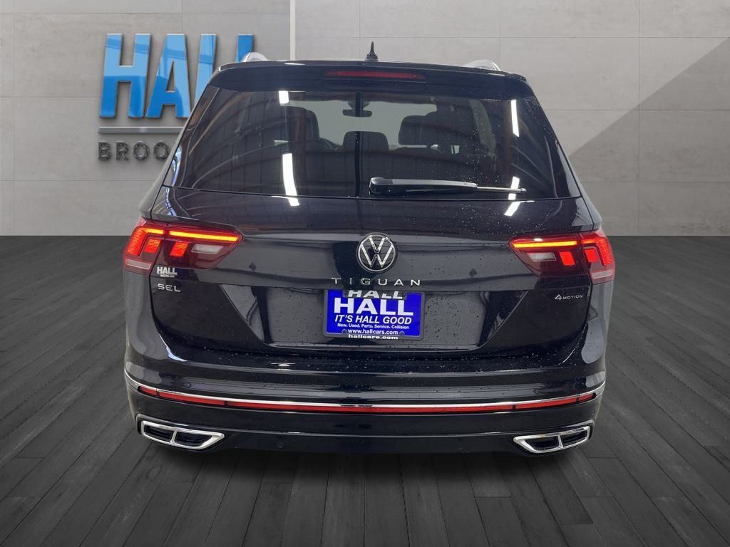 2024 Volkswagen Tiguan SEL R-Line Black photo 4