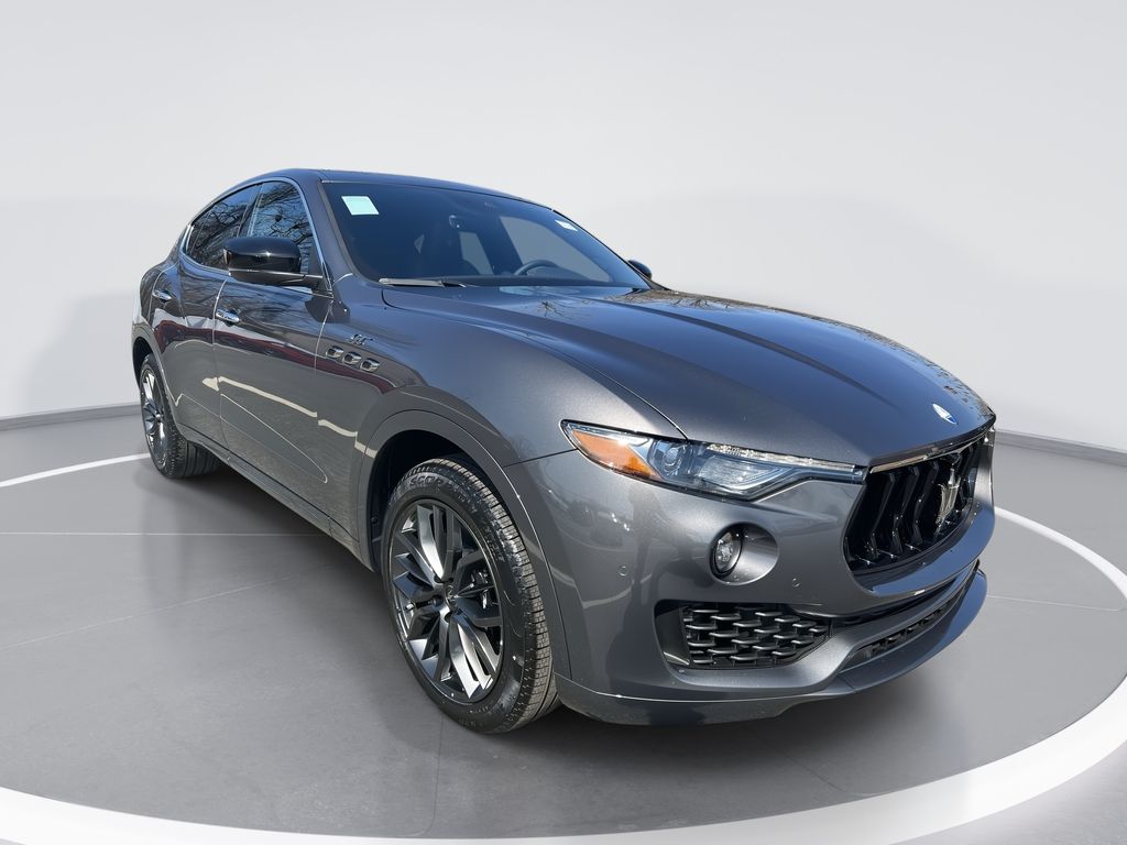 2024 Maserati Levante Modena Ultima's photo