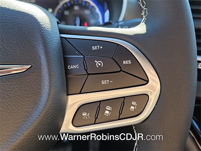 2025 Chrysler Voyager LX photo 24
