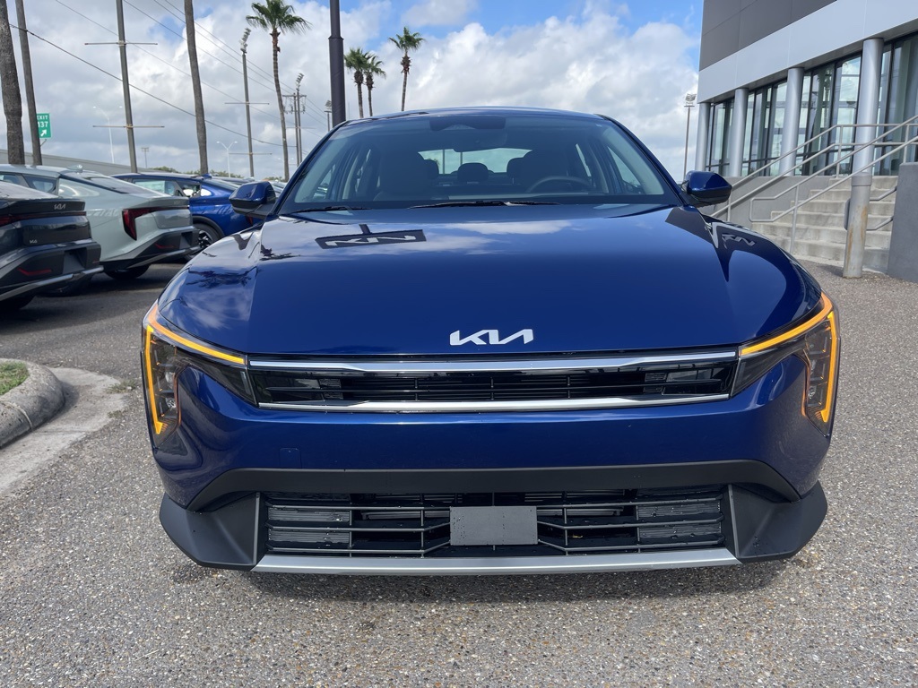 2025 Kia K4 EX photo 2