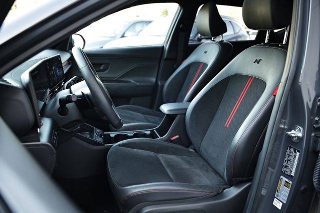 2024 Hyundai Kona N Line photo 18