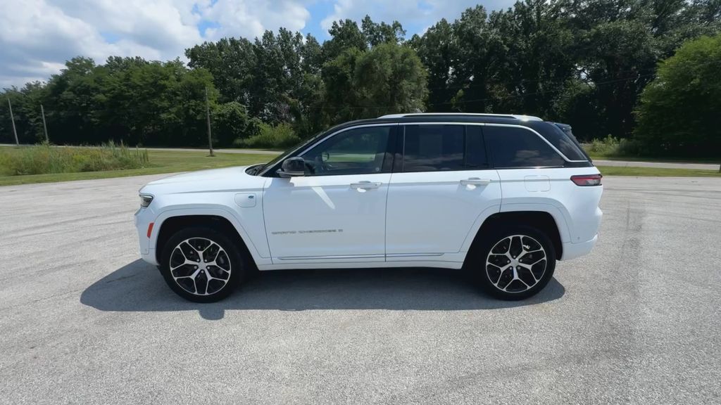2022 Jeep Grand Cherokee Summit Reserve 4xe photo 5