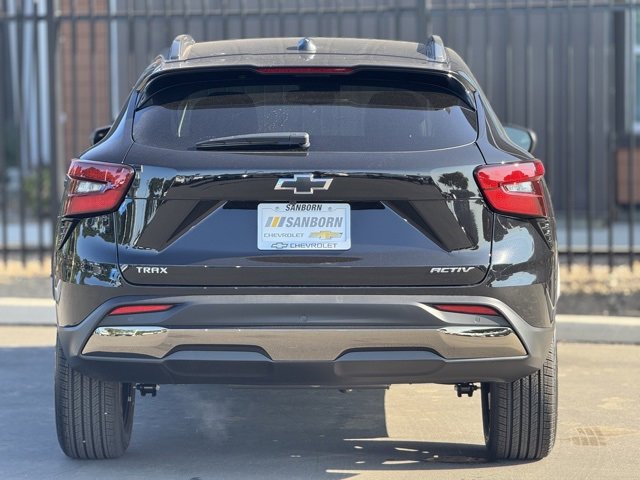 2025 Chevrolet Trax ACTIV photo 3