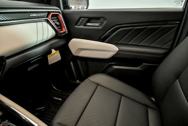 2026 Gmc Canyon AT4X photo 20