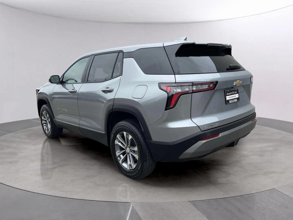 2025 Chevrolet Equinox LT photo 3