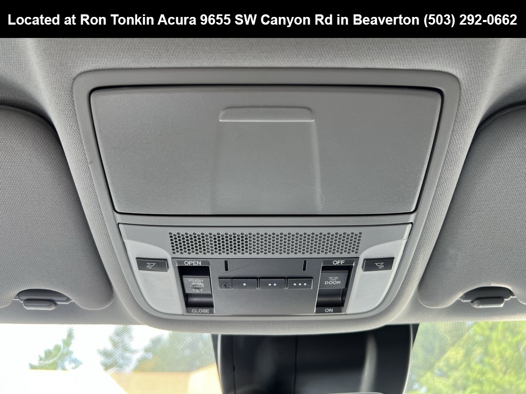 2018 Acura MDX SH-AWD photo 23