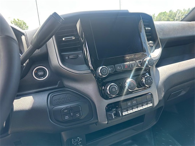 2025 Ram 5500 Tradesman photo 25