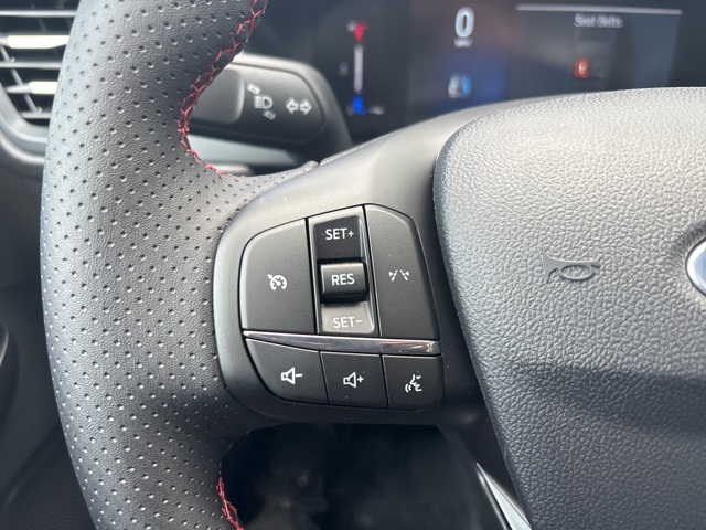 2025 Ford Escape ST-Line Select photo 17